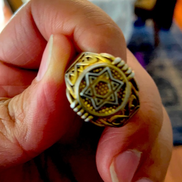 Men’s Ring